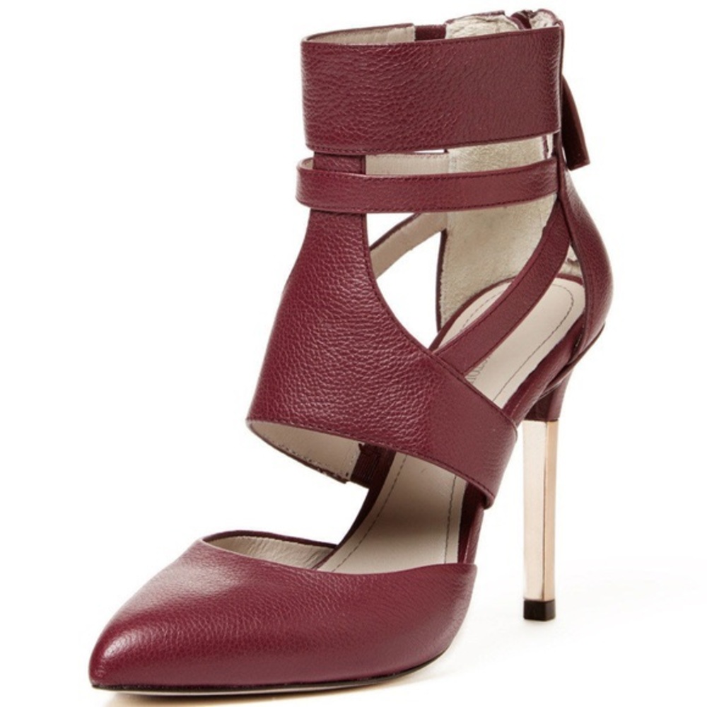 NEW Pour La Victoire Zanie Heels